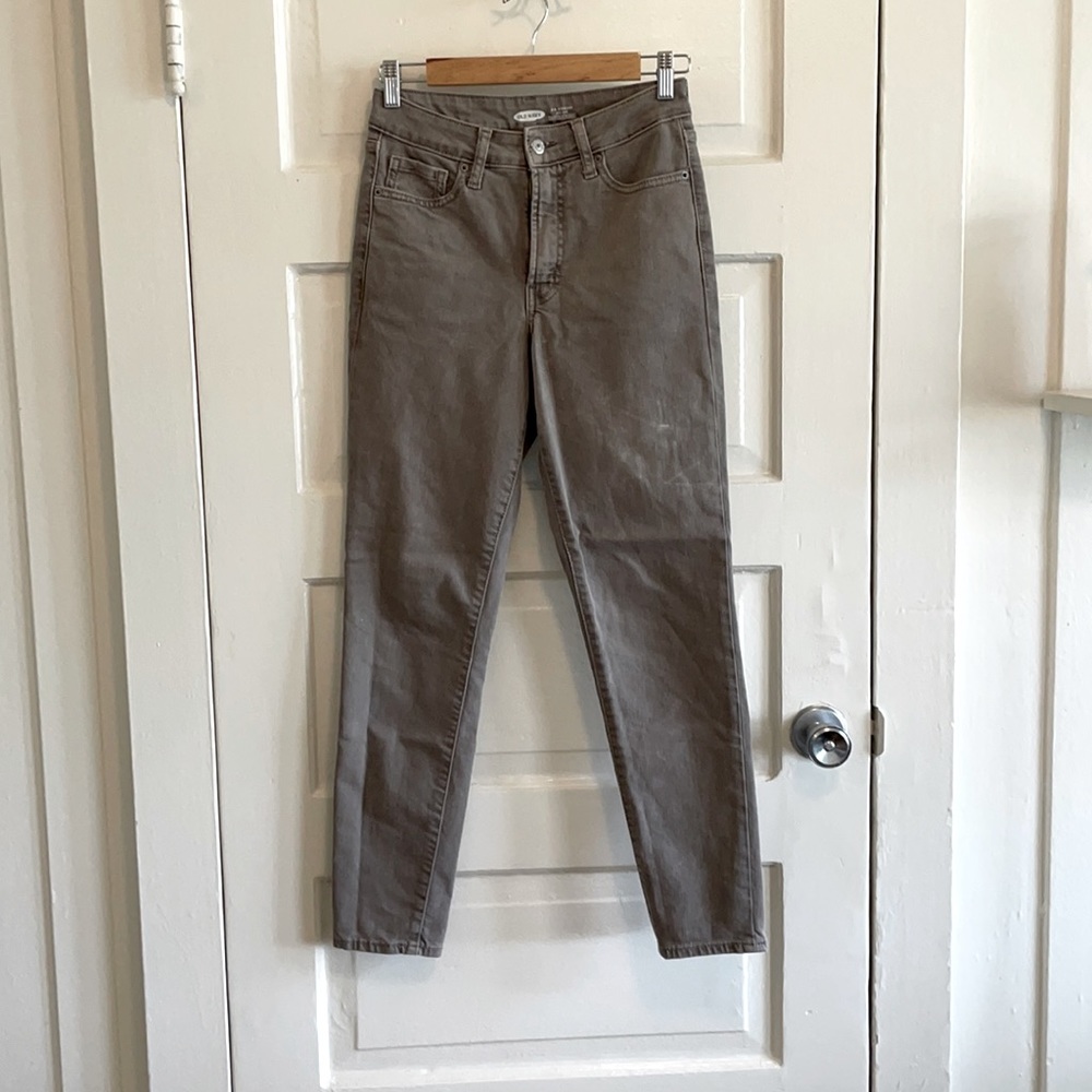 Old Navy OG Straight high-rise jeans, size 0